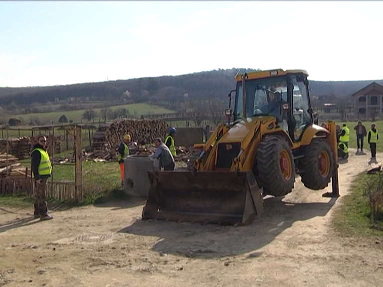 Trei zile de proteste la Rășinari împotriva proiectului de alimetare cu apă