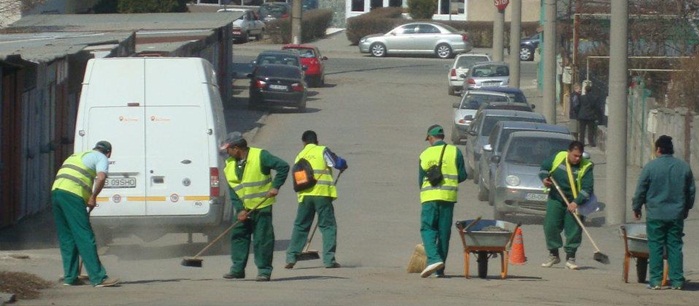 campanoe curatenie primavara medias doi