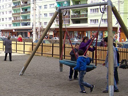 În Sibiu se vor monta 12 aparate de mişcare în aer liber