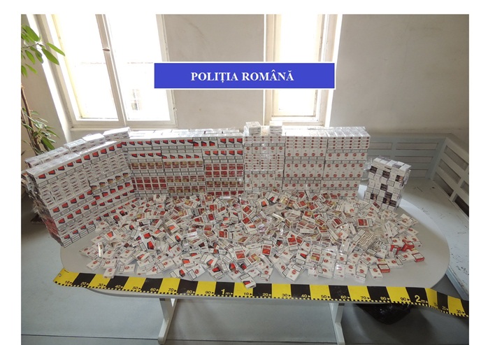 10.000 de țigarete netimbrate depistate într-un autoturism