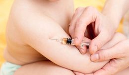 Medicii atrag atenția asupra riscurilor pe care le implică refuzul vaccinării