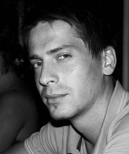 Florin Tomescu, artist vizual : „Atelierul este locul meu magic, în care îmi petrec aproape toată ziua”