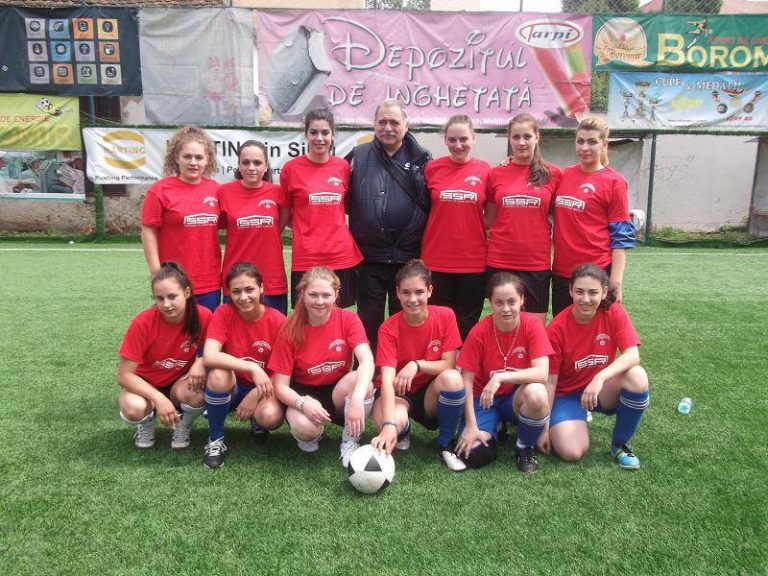 Fotbal feminin X4