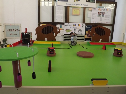 Roboţii secolului XXI au fost învăţaţi să trăiască în Preistoric, la cea de-a XI-a ediţie a RObotX