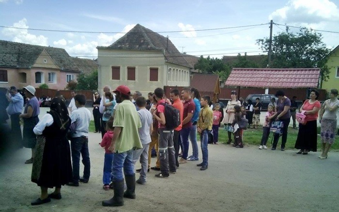 Ziua Eroilor a fost sărbătorită de aproximativ 250 de elevi, la Bazna, Boian şi Velţ