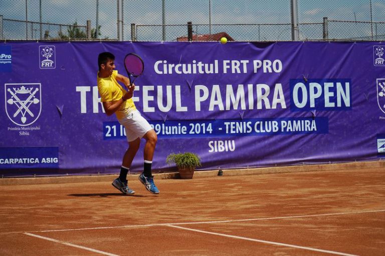 Start pe tabloul principal la Pamira Open