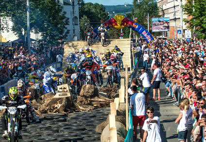 Bulevardul Coposu închis pentru prologul Red Bull Romaniacs/A 11-a ediție a Red Bull Romaniacs