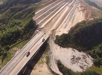 VIDEO/ Stadiul lucrărilor la lotul 3 al autostrăzii Sibiu-Orăștie