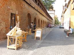 Calfele călătoare revin în Sibiu, pe strada Cetăţii