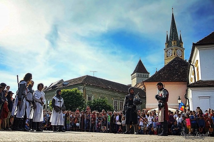 Turnirul Cavalerilor, manifestare inedită la Festivalul „Mediaș-Cetate Medievală”