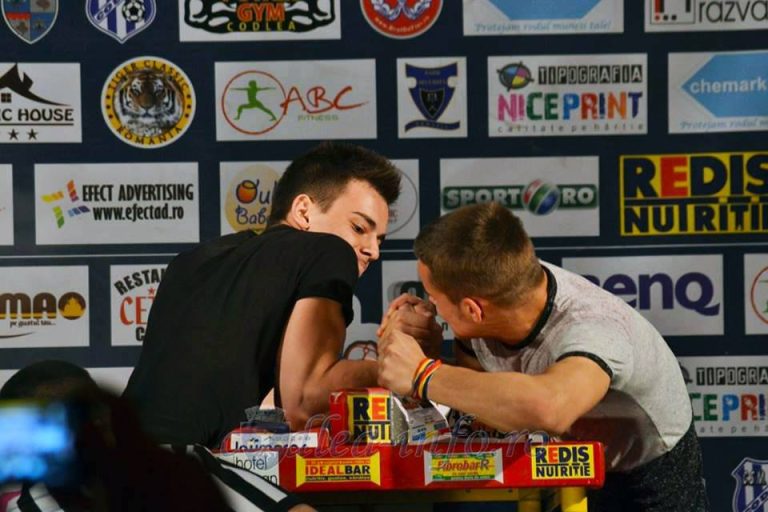 Al treilea an la rând printre cei mai buni : 9 medalii la Campionatul Naţional de Skandenberg pentru sportivii din Judeţul Sibiu