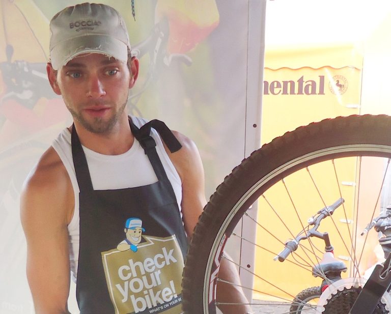Doliu în lumea bicicliștilor: Dani Schwartz a murit sâmbătă