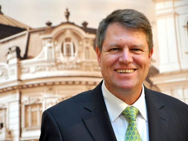 Klaus Iohannis: Puterea în România se câștigă prin vot! Mergeți la vot fiindcă nu este târziu, dar peste cinci ani va fi prea târziu!