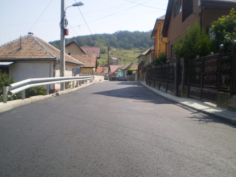 streca sulutiu asfaltata medias unu