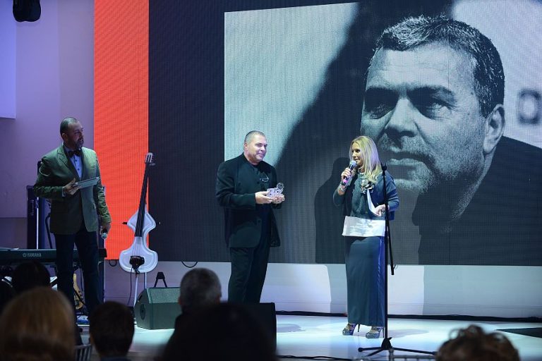 Constantin Chiriac a primit Premiul de Excelenţă pentru Contribuţie la imaginea României în lume