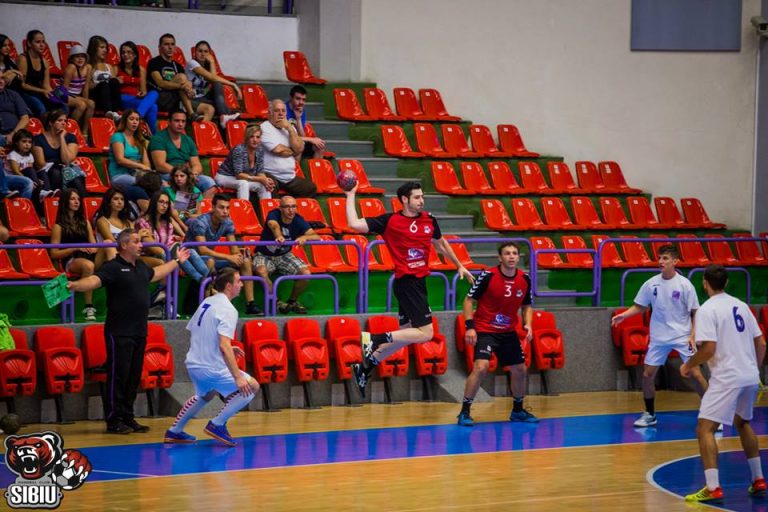 Handbaliştii au câştigat al treilea meci de Divizia A : Potaissa Turda 24-31 HC Sibiu