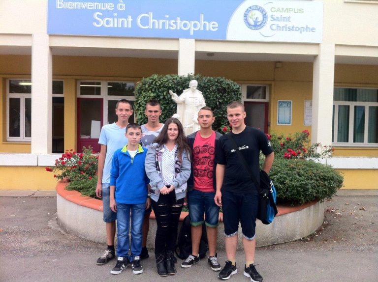 Elevii sibieni pleacă să studieze 3 ani în Franța printr-un parteneriat unic în țară