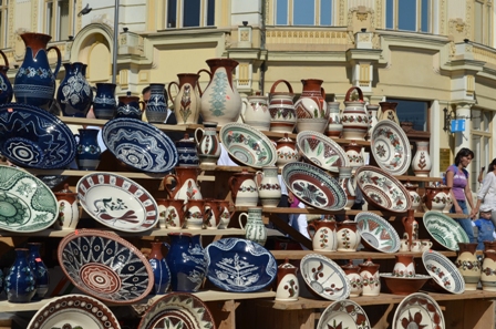 Cei mai iscusiți meșteri olari vor fi în weekend în Piața Mare