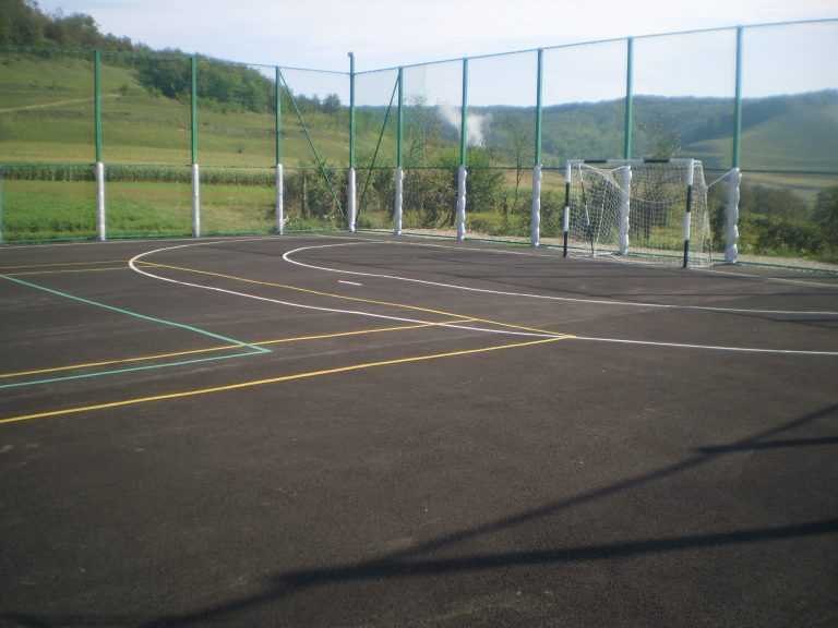 Teren sport Alma Dumbraveni 4