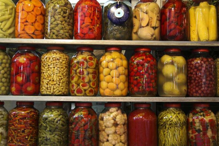 „Anotimpuri la borcan”, un proiect prin care orăşenii vor putea consuma produse tradiționale