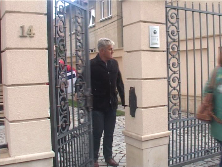 Descinderi într-un nou dosar de evaziune cu carburanți. Dumitru Domnariu ridicat de DIICOT