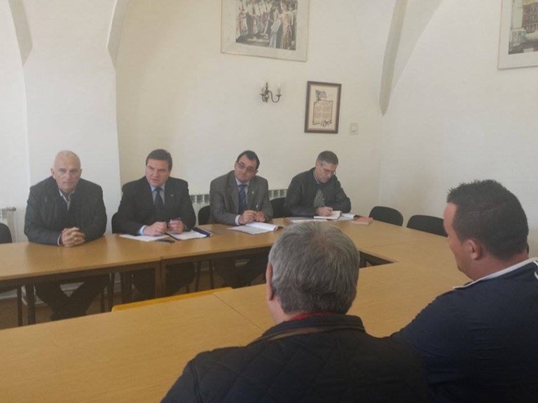 Este oficial: Din 2015, proba teoretică pentru examentul auto se va susţine şi la Mediaş