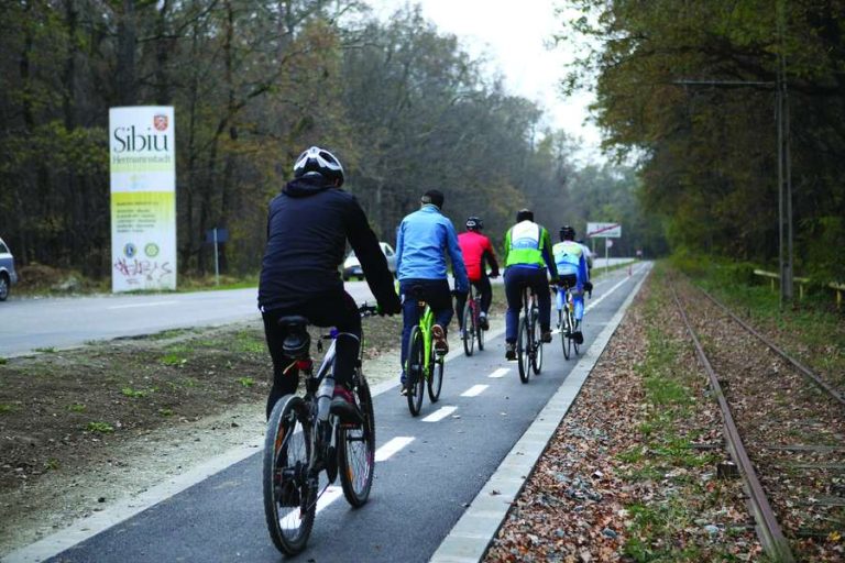 Pista pentru biciclete spre Rășinari, finalizată