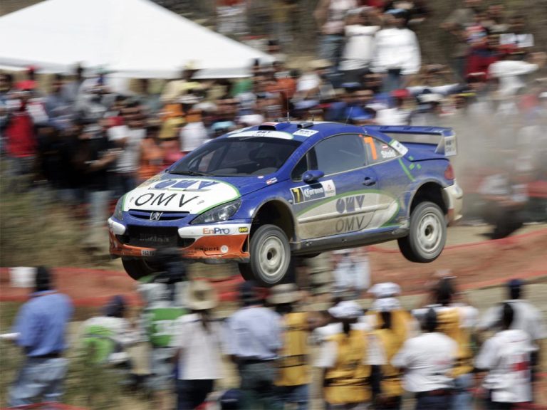 Un fost campion mondial de raliuri va concura la Sibiu