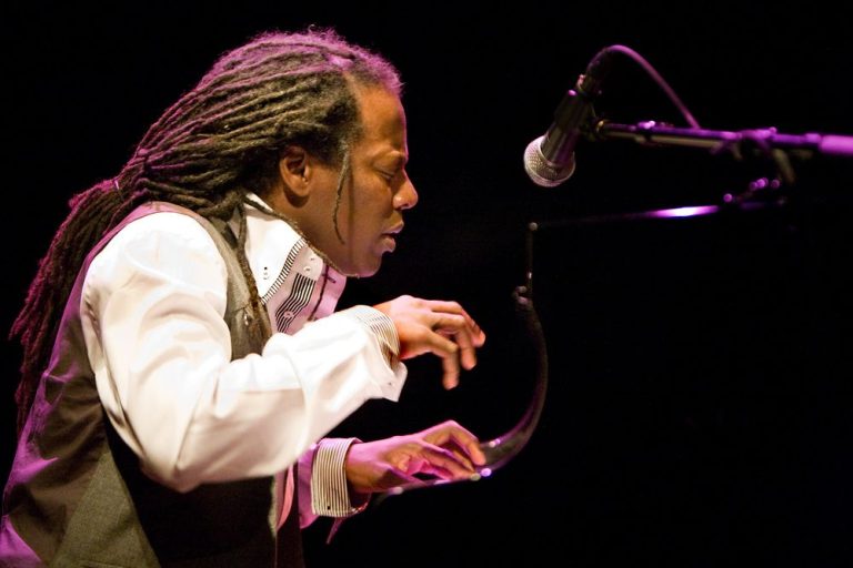 Ce au în comun, anul acesta, ia românească și jazzul? Festivalul Internațional de Jazz „Sibiu Jazz Festival”