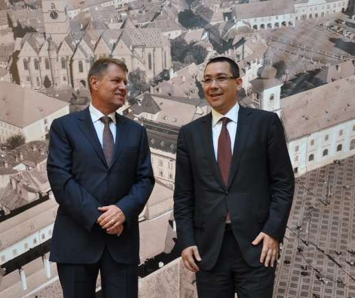 Iohannis vrea o dezbatere electorală cu Ponta : Sunt dispus să discutăm orice temă relevantă pentru România și penru români