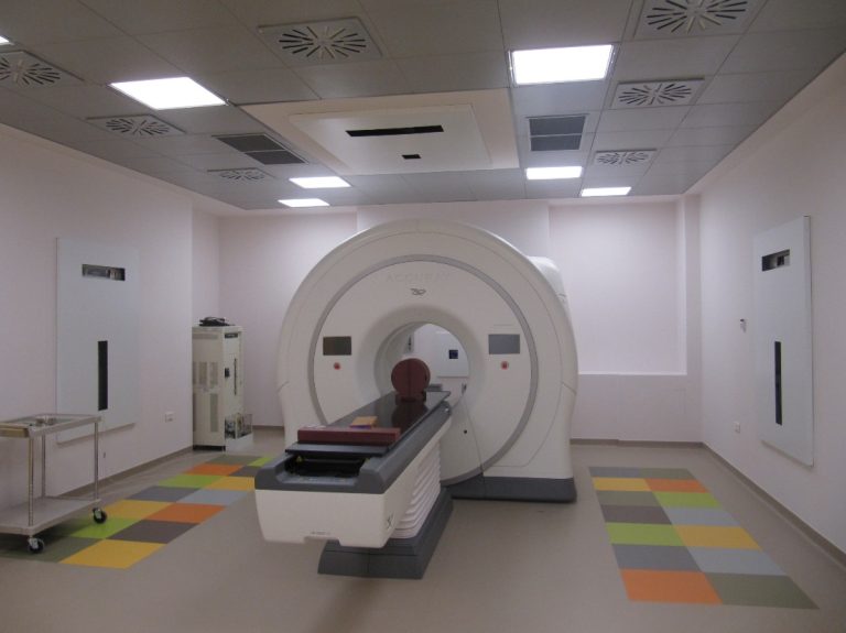 Polisano va deschide alte 4 centre de radioterapie în țară și cea mai mare fabrică de medicamente din România