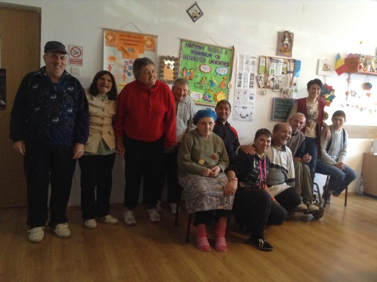 FOTO: Ziua Internațională a Persoanelor Vârstnice, marcată la C.R.R.P.H Mediaș