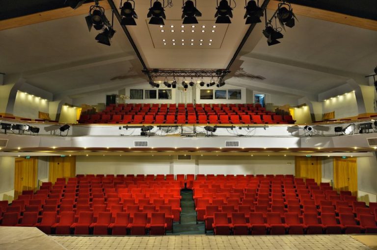Programul Agenţiei de bilete a Teatrului Naţional Radu Stanca Sibiu se modifică