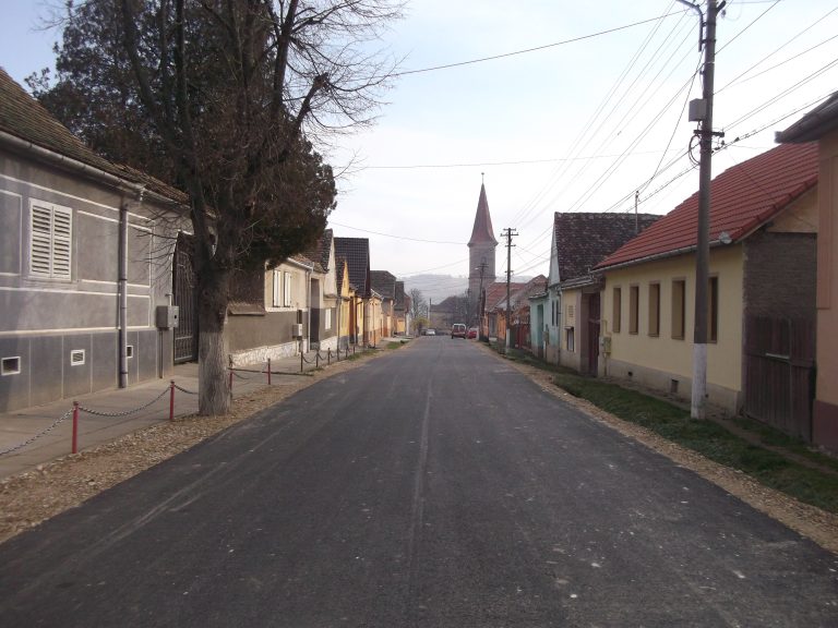Străzi reabilitate și modernizate la Șeica Mare