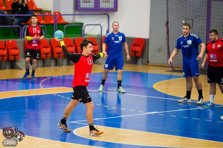 Primul meci pe teren propriu din 2015, show pentru fani. HC Sibiu nu avut probleme cu ultima clasată, şi a făcut scor cu aceasta