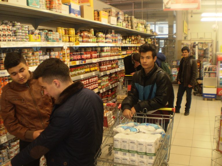 CLT Mediaș a donat în cadrul campaniei umanitare ,,Hrănește un zâmbet’’
