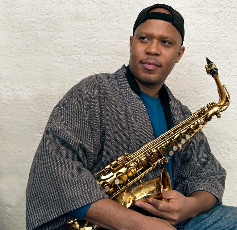 Steve Coleman, câștigător al premiului “MacArthur Genius”, la Mozaic Jazz Festival