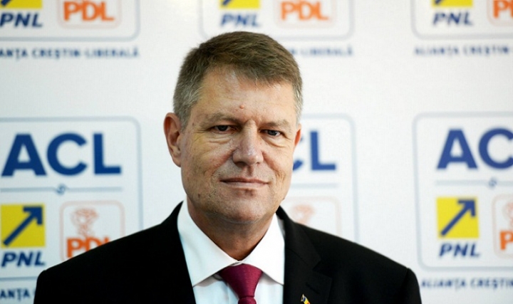 Klaus Iohannis a cantat Imnul National