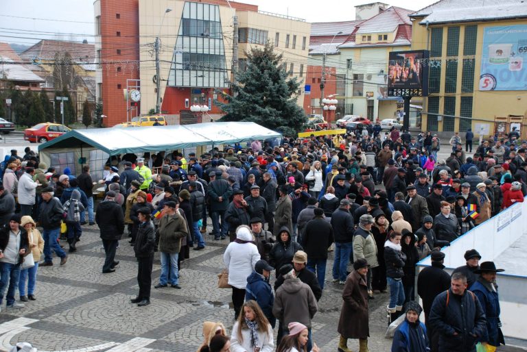 FOTO: Câteva sute de medieșeni au sărbătorit de Ziua Națională
