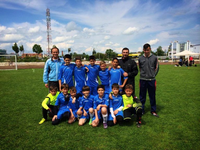 Şcoala de Fotbal Demian Adrian va participa la turneul internaţional „Cupa de Crăciun ATLETICO”