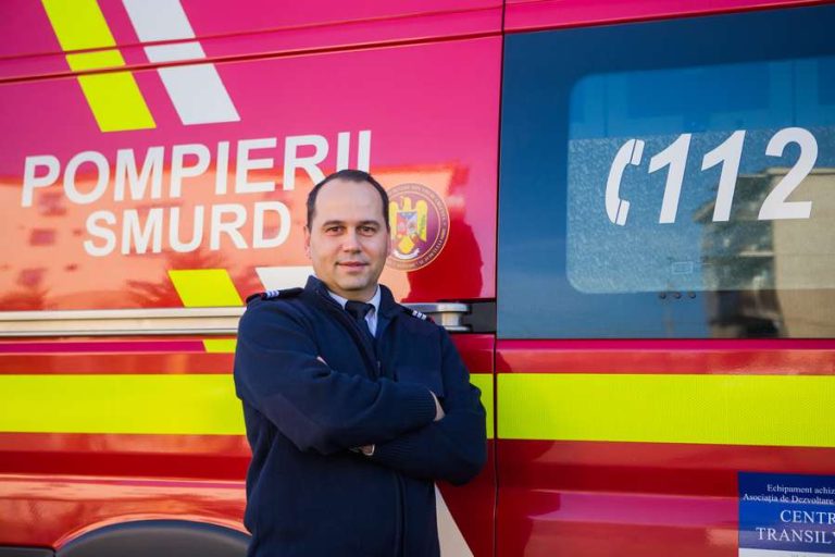Pompier, după 20 de ani de carieră: Prima misiune nu am cum să o uit. Atunci am primit botezul focului