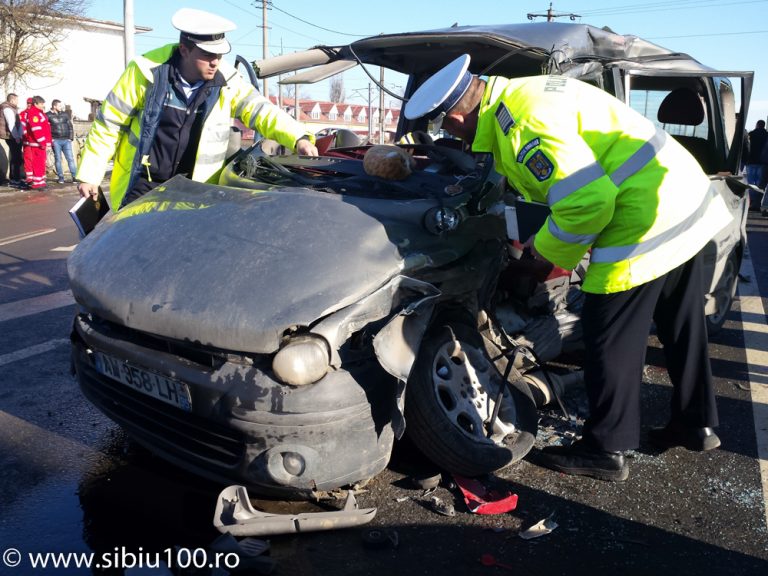 Bilanțul Poliției Rutiere pentru 2014: 503 accidente, 46 de morți, 673 de răniți, 67 000 de amenzi