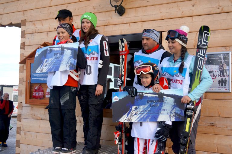 Cea de-a doua ediție a concursului de ski și snowboard dedicat exclusiv familiilor are loc în  weekend, la Arena Platoș
