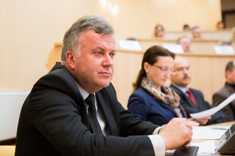 Schimbări la vârful CJ Sibiu. Șovăială, noul vicepreședinte CJ