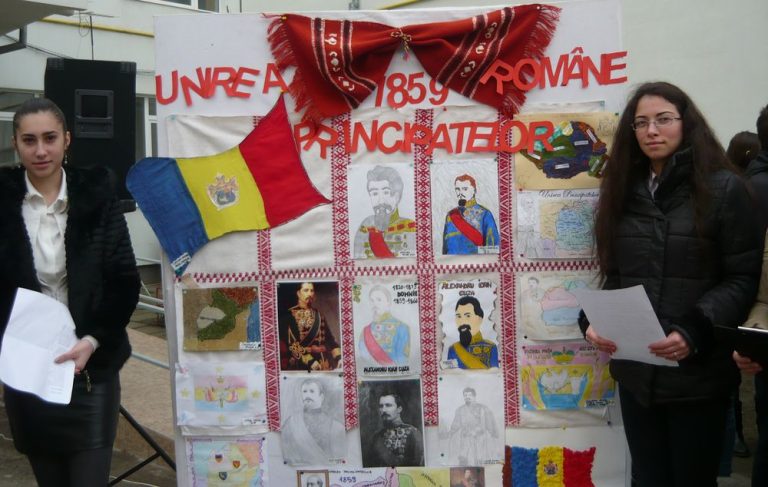 Aniversarea Unirii Mici la Colegiul Economic „George Bariţiu”, din Sibiu