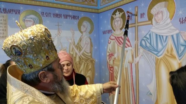 ÎPS Laurențiu Streza a sfințit pictura capelei școlare din Turnu Roșu