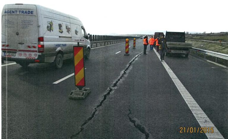 fisuri autostrada