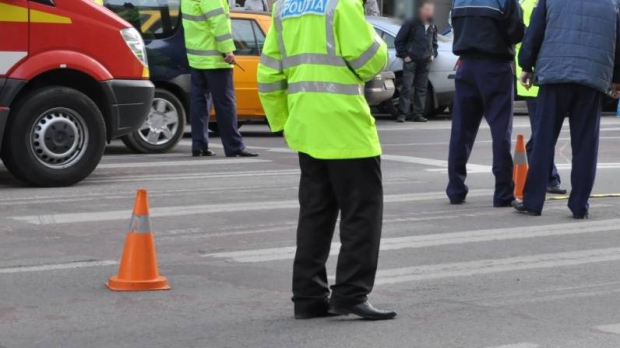 Pietoni accidentați din cauza șoferilor neatenți, o femeie și o fetiță de 6 ani au fost rănite