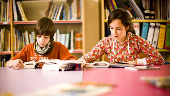 Luni încep simulările pentru clasa a VIII-a