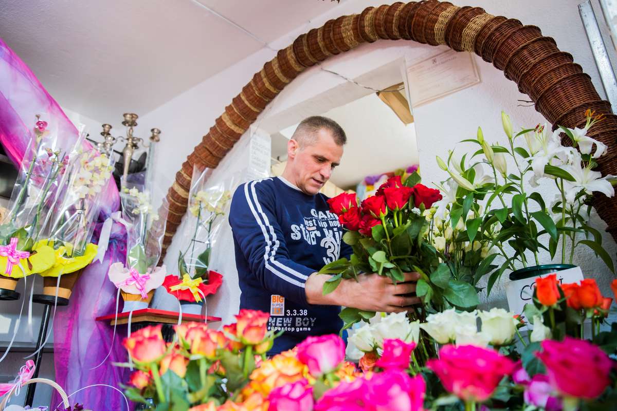 Florarul care a lucrat la nunţile lui Tom Cruise şi Adrian Mutu: În meseria asta experienţa este totul